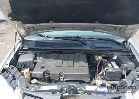 2010 Chrysler Town & Country Touring из США, поврежденный, VIN 2A4RR5DX8AR334053